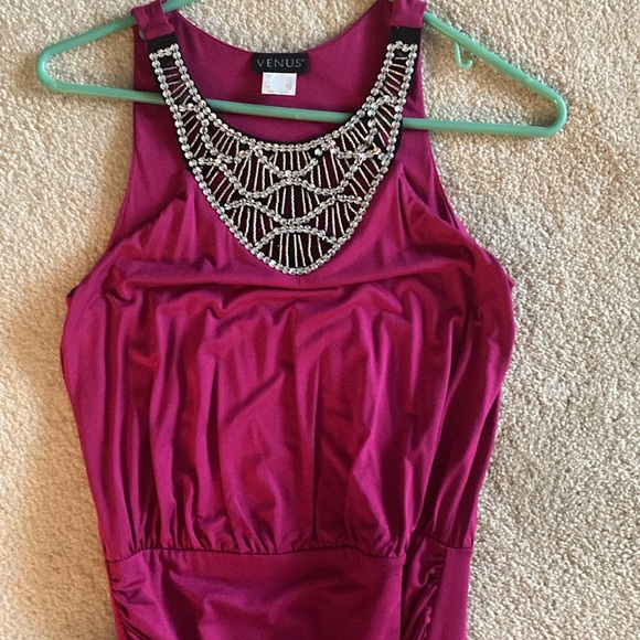 Venus dress XS has some stretch - Picture 4 of 9